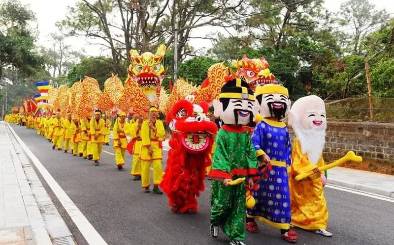 Linh thiêng Lễ cáo yết mở đầu Lễ hội mùa thu Côn Sơn - Kiếp Bạc 2025