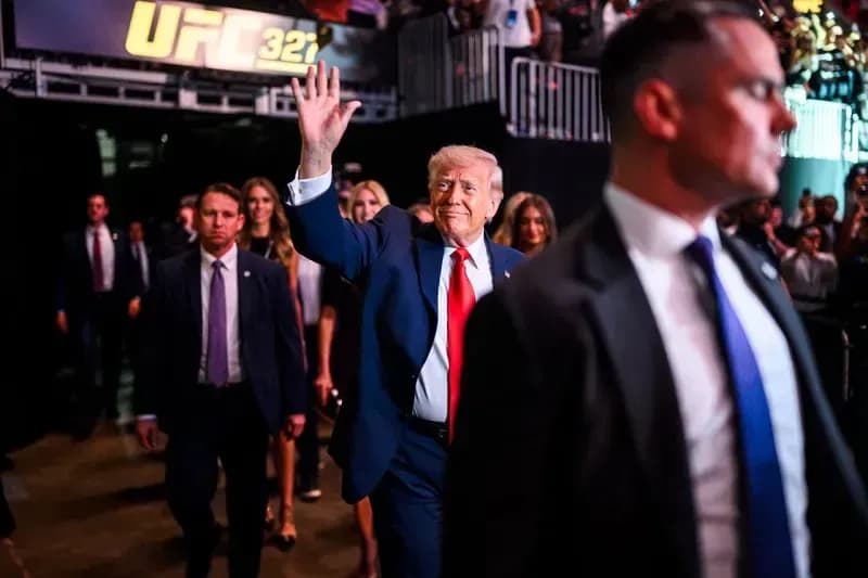 Ông Trump dự đoán giá xăng dầu trước cuộc bầu cử giữa kỳ