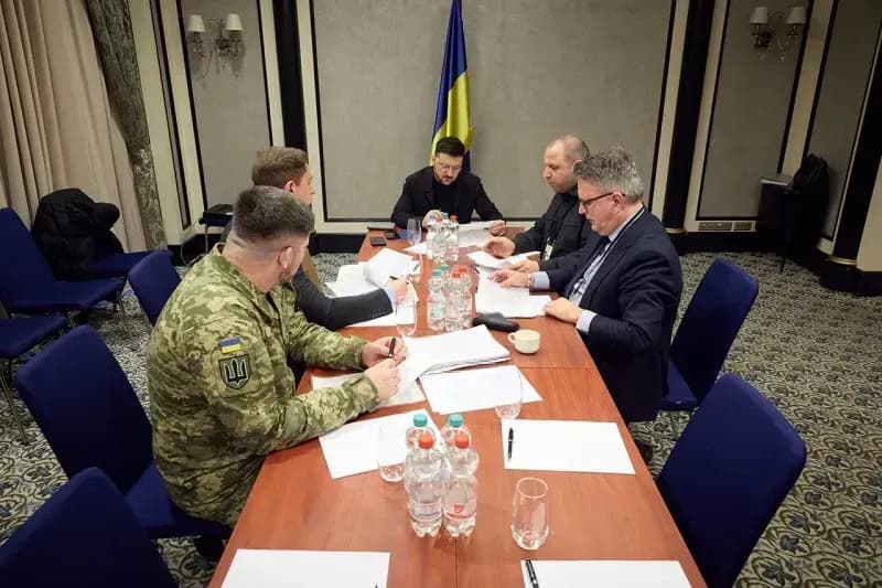 Ukraine từ bỏ gia nhập NATO trước cuộc gặp đặc phái viên Hoa Kỳ