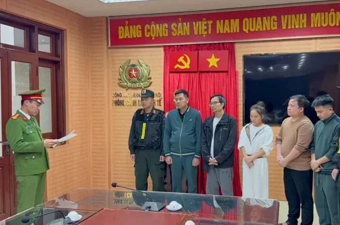 Khởi tố nhóm lừa đảo hàng chục tỷ đồng đầu tư tiền số FTXF