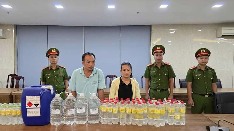 Đà Nẵng: Triệt phá cơ sở sản xuất giấm giả, mỗi ngày tung ra hơn 1.000 lít