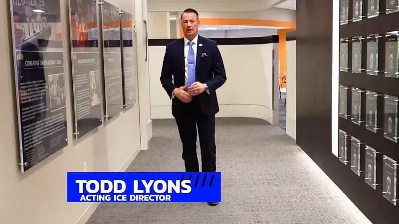Thẩm phán Minnesota yêu cầu quyền Giám đốc ICE ra hầu tòa