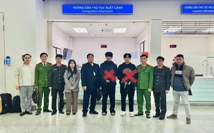Việt Nam bắt giữ 2 đối tượng người Hàn bị Interpol truy nã đỏ
