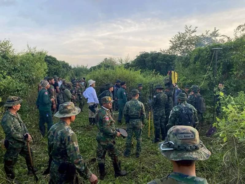 Thái Lan xây dựng hàng rào an ninh dọc biên giới với Campuchia