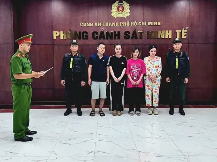 Cận Tết Bính Ngọ 2026: Hàng giả bùng phát, nhiều đường dây lớn bị triệt phá