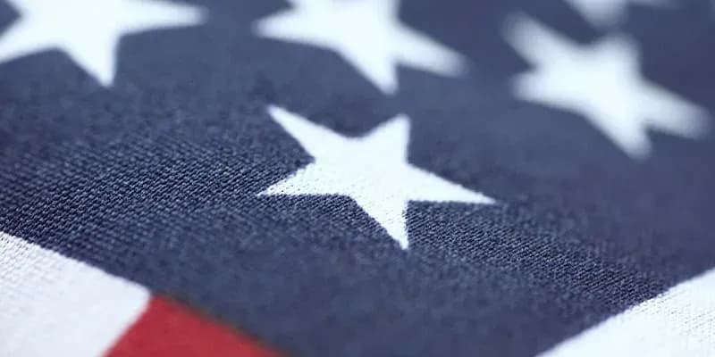 Trump thu hồi hơn 100.000 thị thực sau gần một năm trở lại Nhà Trắng