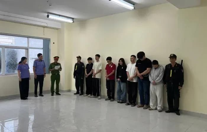 TP. HCM triệt phá đường dây bán thuốc lá điện tử trái phép