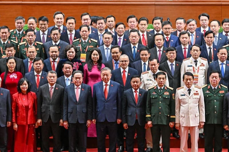 Việt Nam bế mạc Đại hội Đảng XIV, công bố danh sách Bộ Chính trị, Ban Bí thư