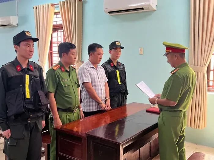 Khởi tố đường dây bán máy biến áp giả quy mô lớn ở An Giang